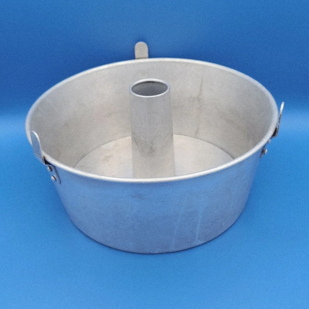 Vintage Aluminum 2-piece Angel Food Cake Pan‎ with cooling legs